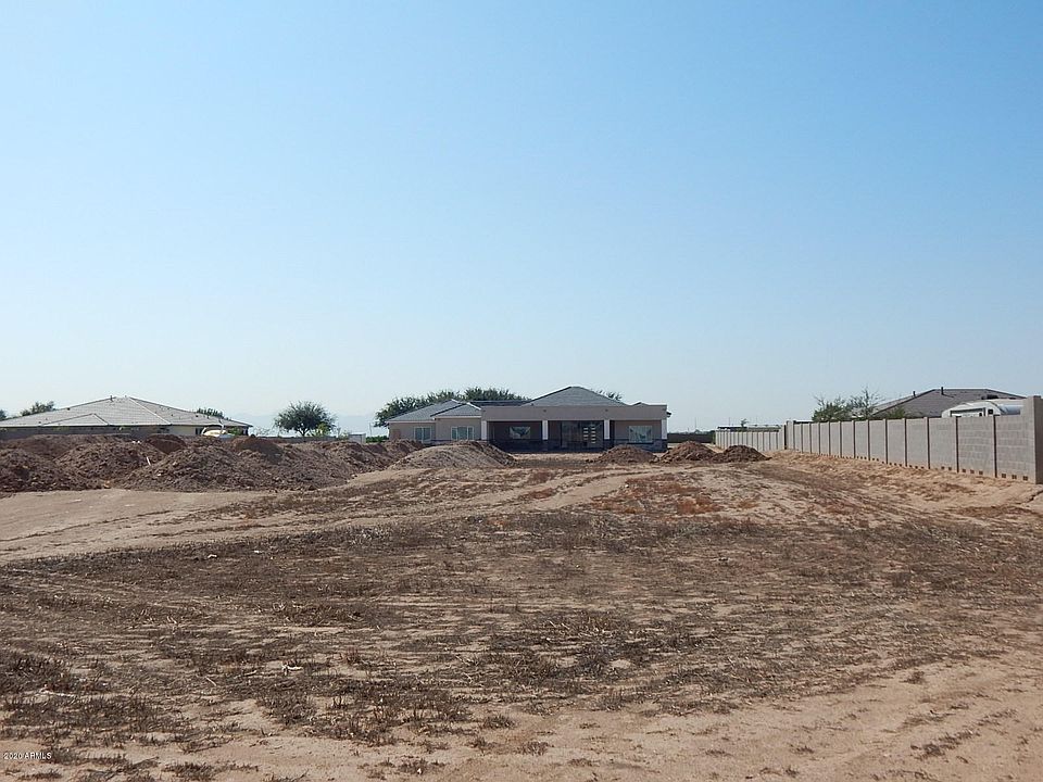 1st image of 16033 W Cinnabar Ct #31