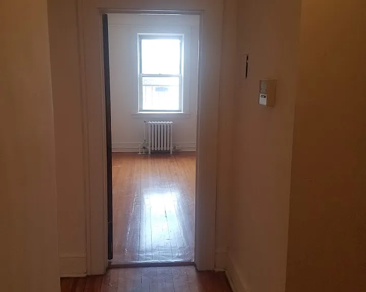 Poplar Place — Photo 7