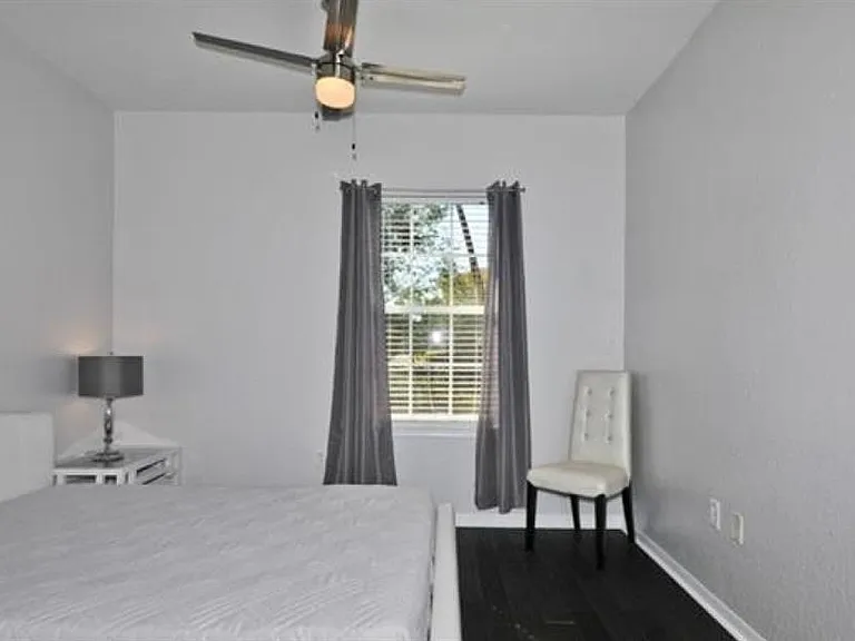 23500 Walden Center Dr #104 — Photo 9
