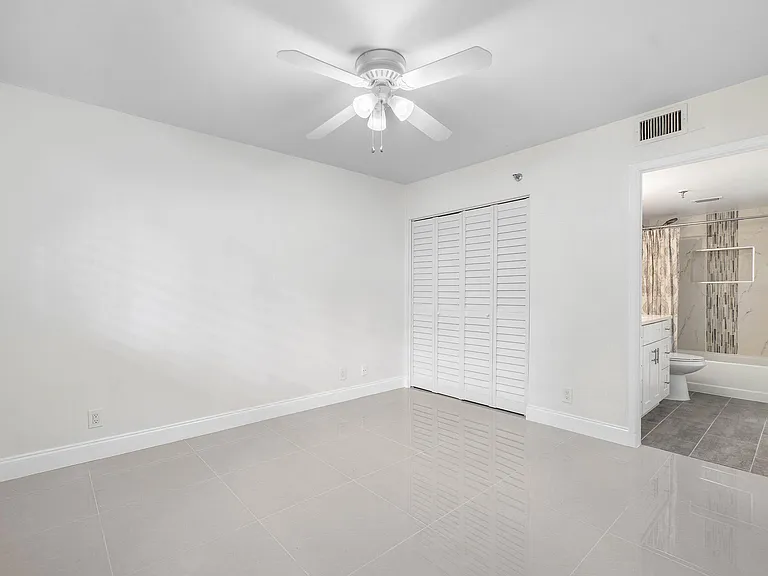 7290 Kinghurst Dr #106 — Photo 26