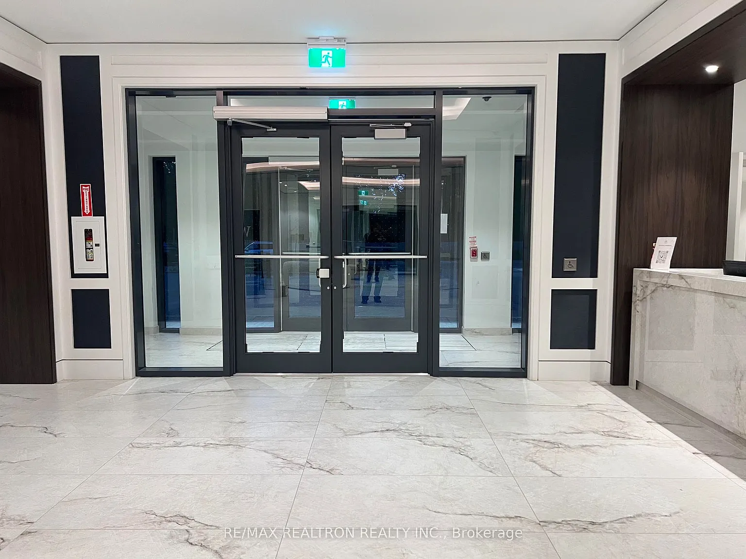2 bed, $1,999 — Photo 2