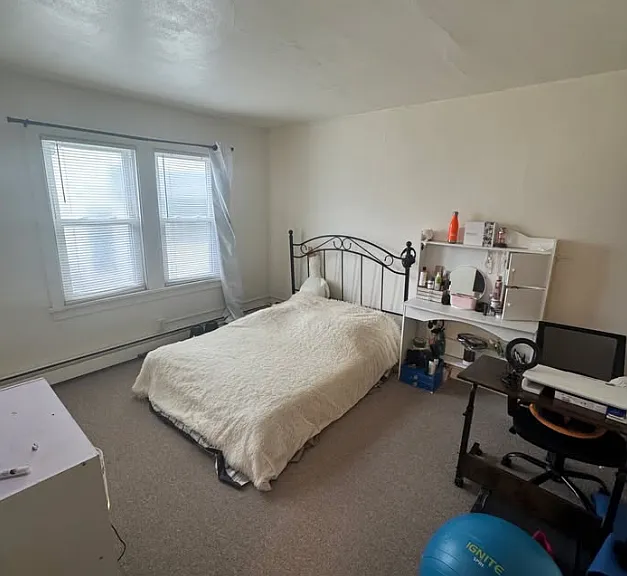 2082 Como Ave — Photo 19