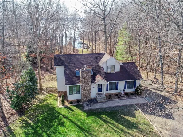 2318 Valentine Dr, Bumpass, VA 23024