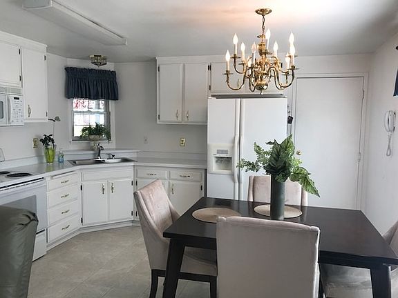 3rd image of 505 Glen Mar Dr