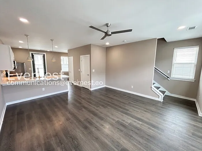 303 Jeffries Way — Photo 4