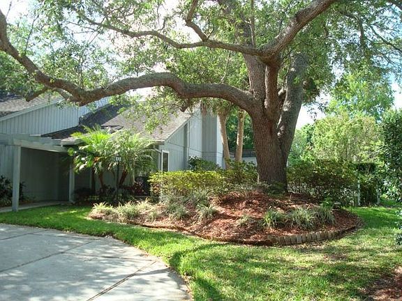 3rd image of 8742 Baywood Park Dr