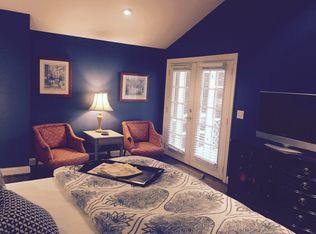 37 Isbell Ln, Greenville, SC 29607