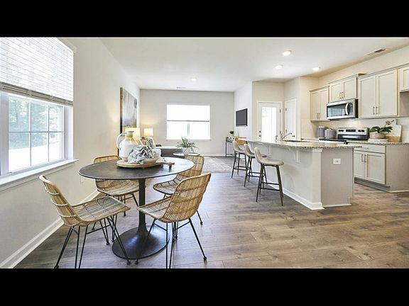3rd image of 1103 Banworth Ct