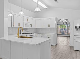 6232 Thicket St NW, Albuquerque, NM 87120