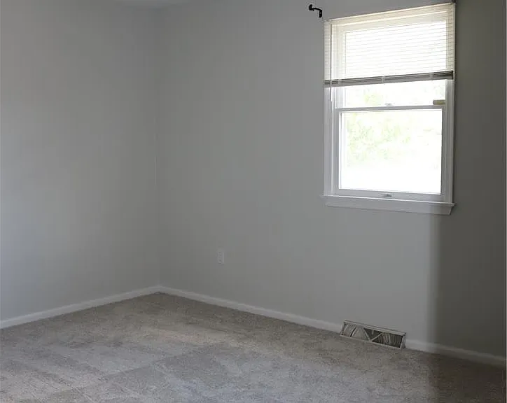 3500 Lafayette Dr — Photo 23