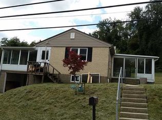 318 Waterman Rd, Clairton, PA 15025