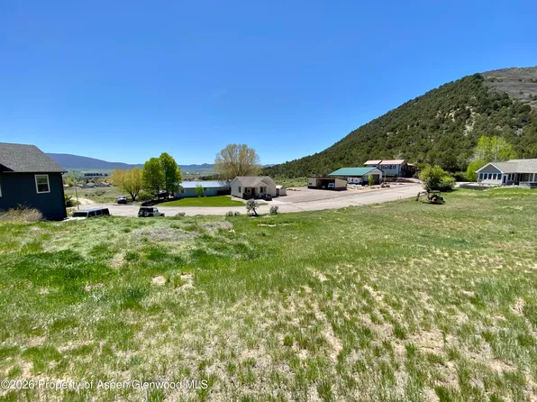 1363 Robert St, Meeker, CO 81641