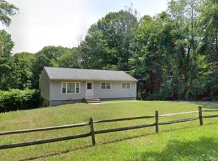 473 Denslow Hill Rd, Hamden, CT 06514