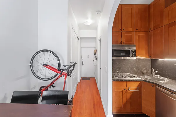 Rented by Coldwell Banker Reliable Real Estate | media 4