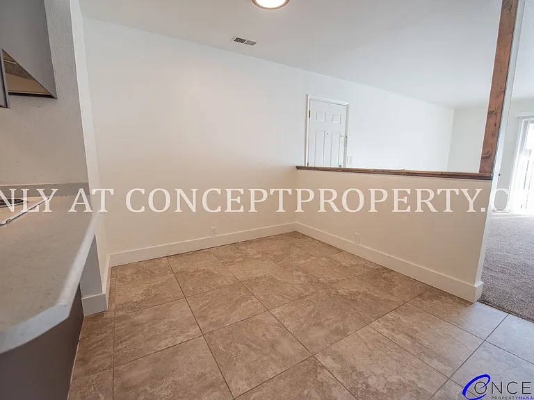 Cottonwood Heights — Photo 100