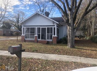 51 E Wright St, Winder, GA 30680