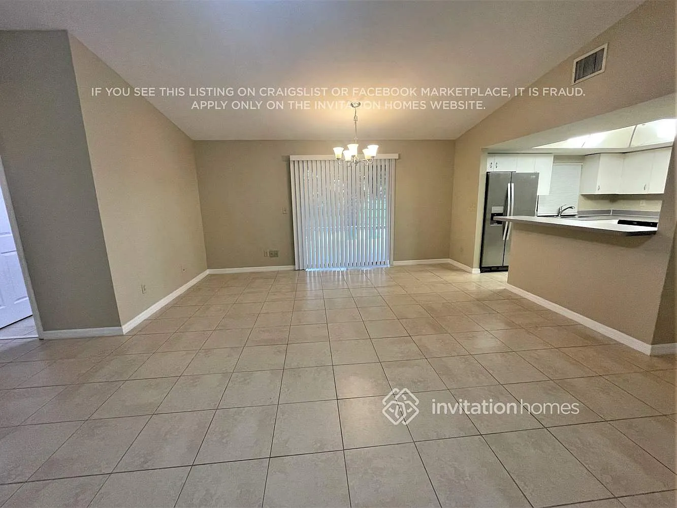 211 SE Santa Barbara Pl Cape Coral, FL 33990 — Photo 4