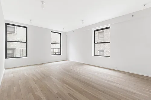 149 Canal St #4R Photo 1