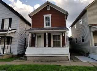 206 W 3rd St, Uhrichsville, OH 44683