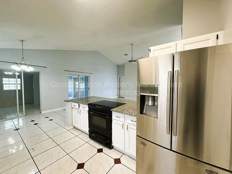 11818 Shotgate Ct — Photo 14