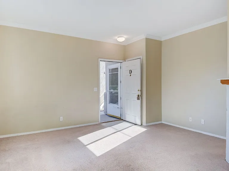 3855 Strawberry Field Grv #D — Photo 5