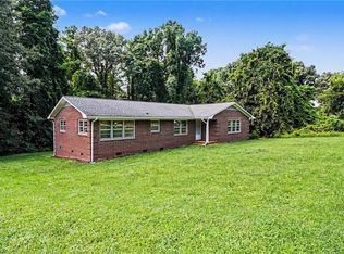 1153 Heathwood Rd, Randleman, NC 27317