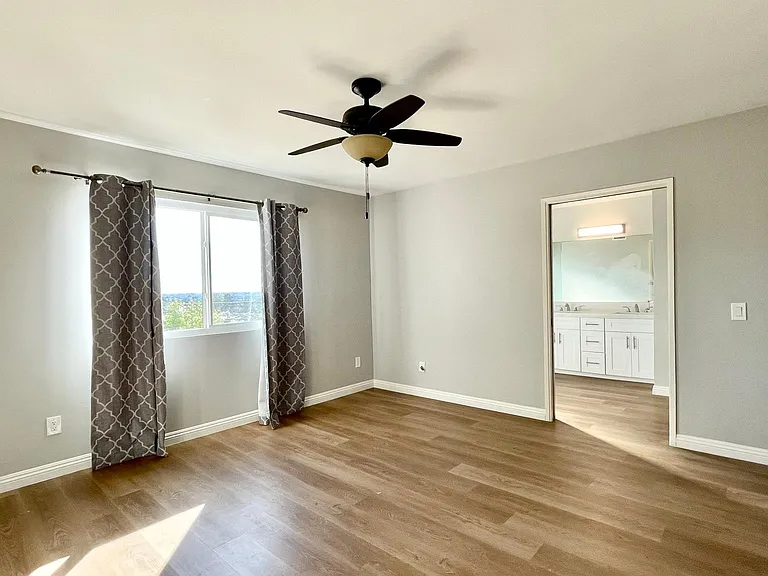 13556 Samantha Ave — Photo 22