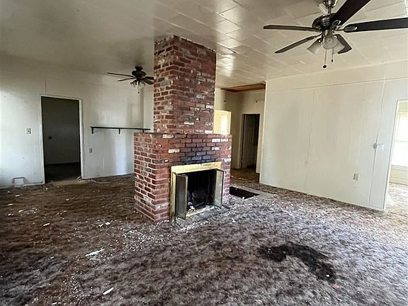 4th image of 437 S Palm St