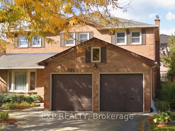 209 Nottingham Dr, Oakville, ON L6H 4H7