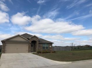 345 Clydesdale Ln, Ponder, TX 76259