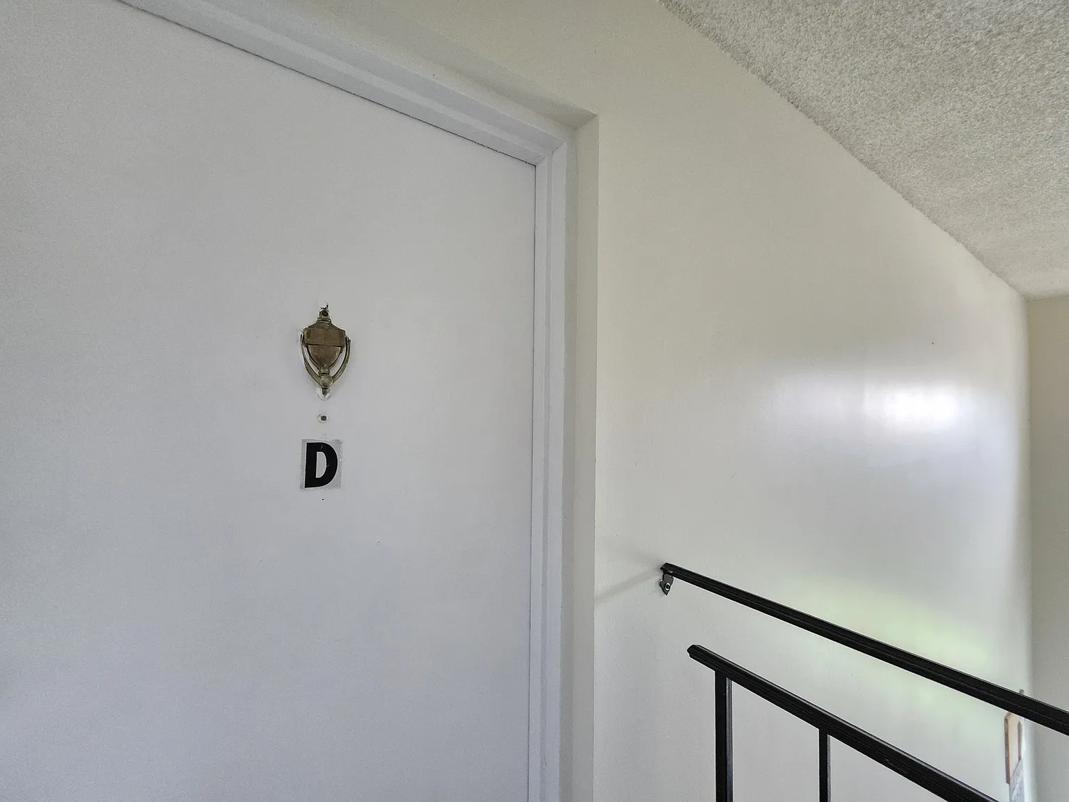 2 bed, 1050 sqft, $1,850 — Photo 4