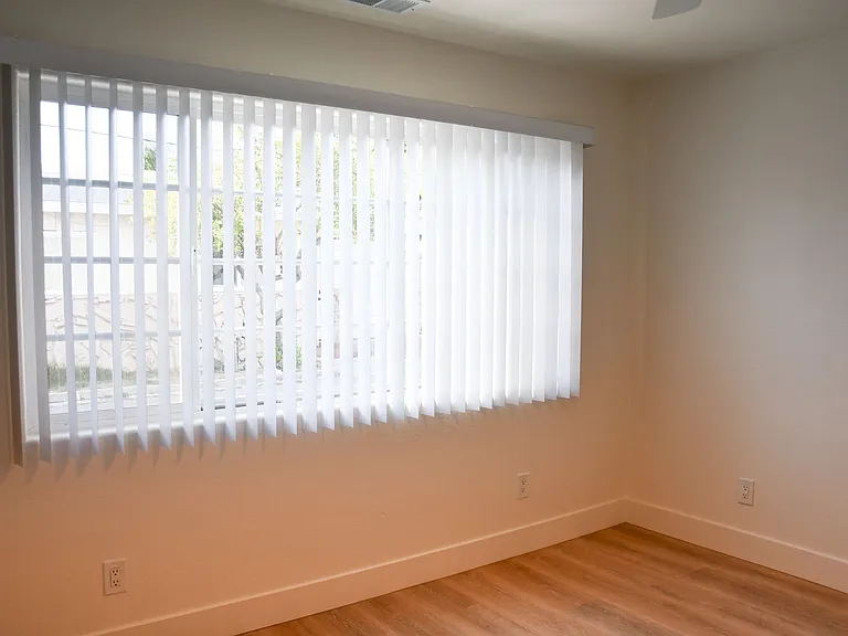 316 N Parker St — Photo 42