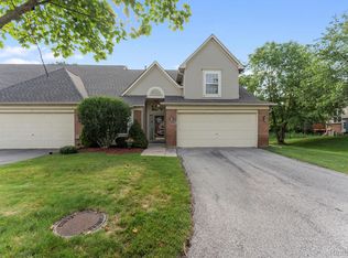 5487 Greenway Dr #82, Trenton, MI 48183
