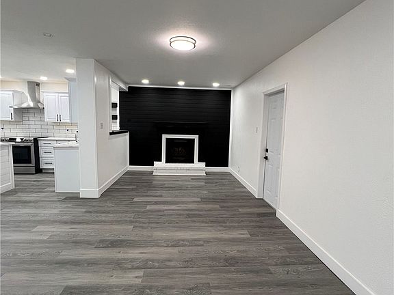3rd image of 6002 Killarmet Dr