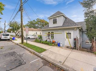 725 Hill St APT 4, Carlstadt, NJ 07072