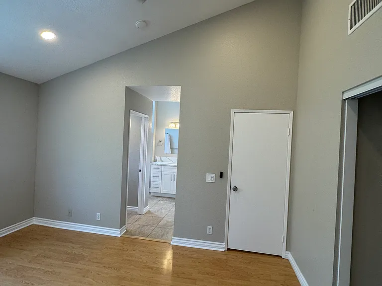 10050 Scripps Vista Way #29 — Photo 10