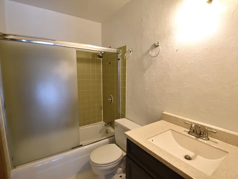 2643 Sherwood Cir — Photo 15