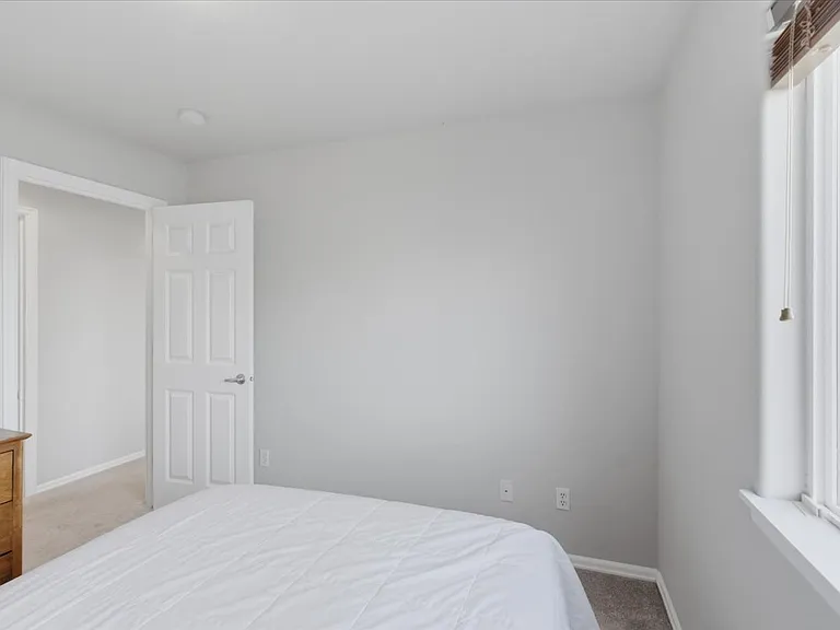 3519 SE Quayside St — Photo 19