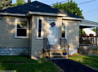 28 Genest St, Lewiston, ME 04240