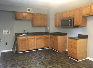 6219 Price Lane Rd, Louisville, KY 40229