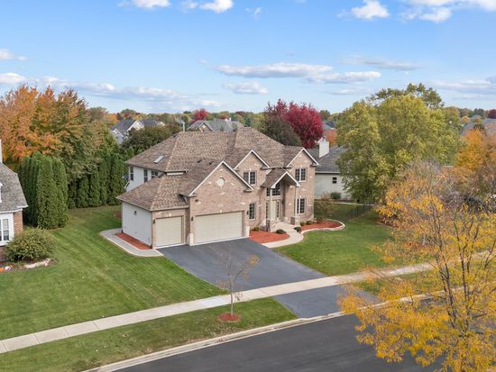 1161 Kate Dr, Yorkville, IL 60560