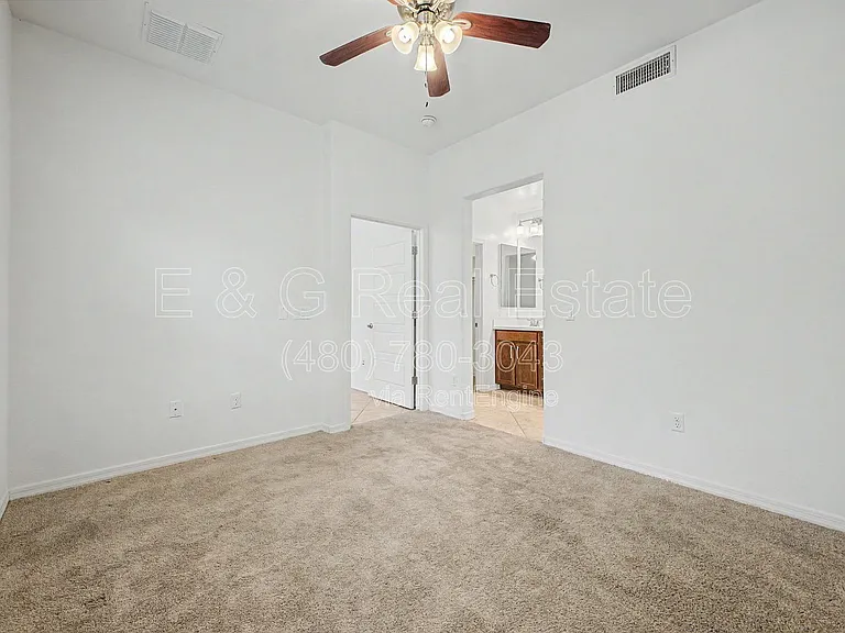 5550 N 16th St #167 — Photo 10