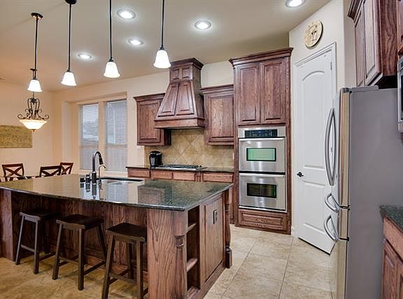 5th image of 5616 Sunnyside Dr