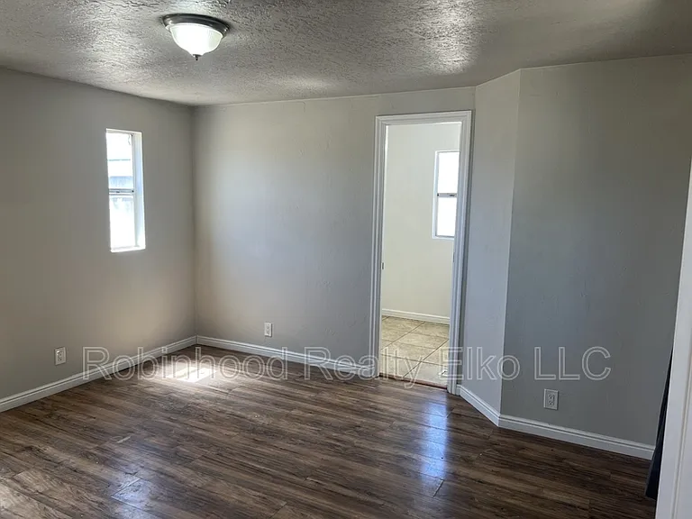 318 Marble Dr — Photo 15