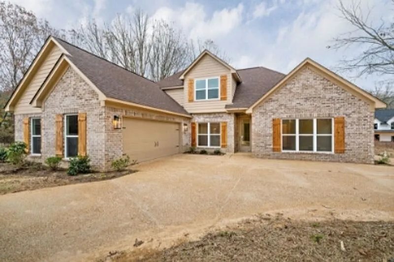 4 bed, 2.5 bath, 3149 sqft, $3,000 — Photo 1