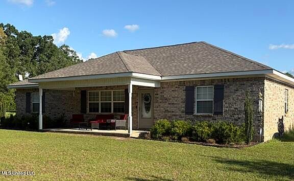 3rd image of 147 Howell Ferry Rd
