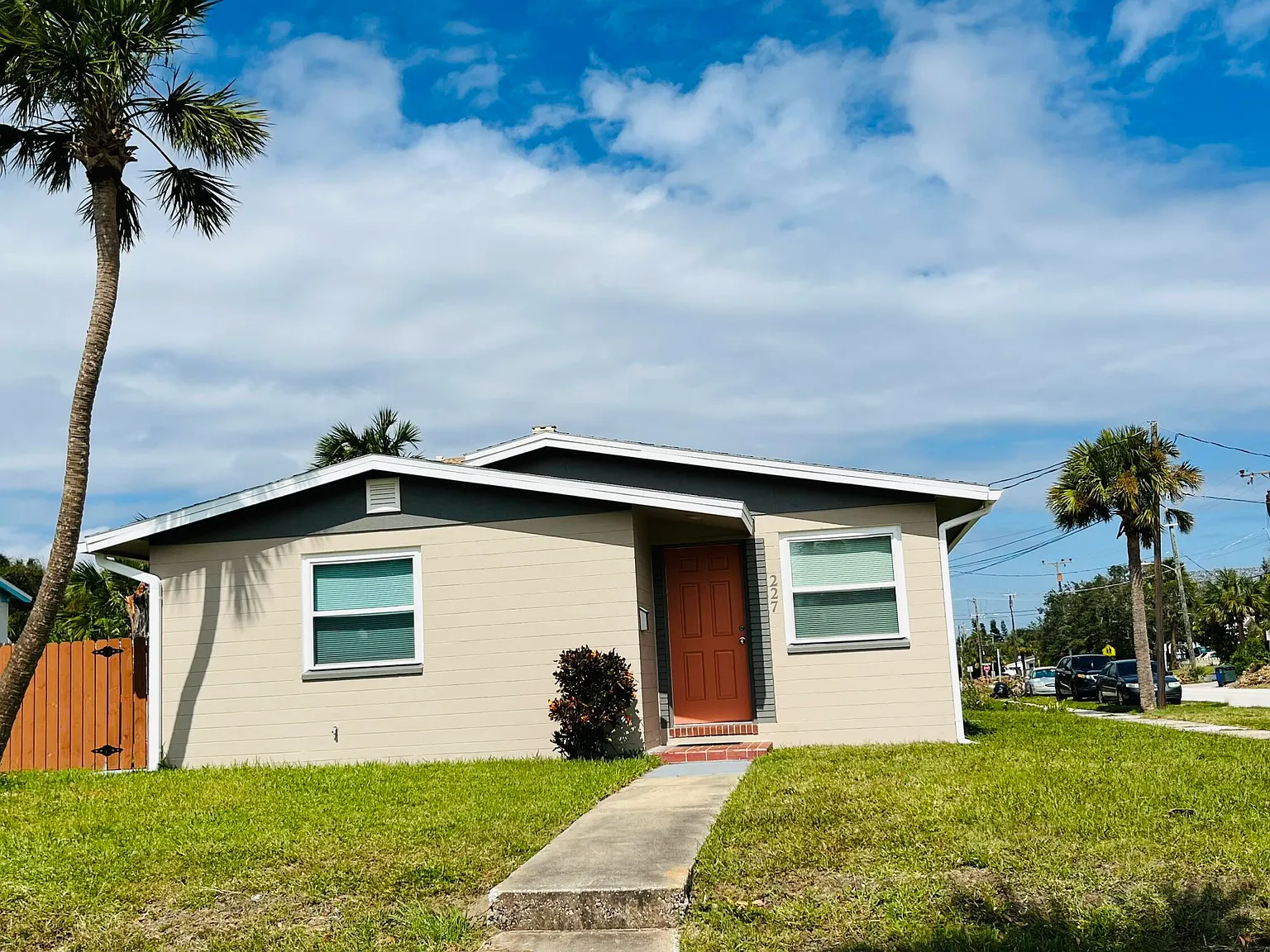 1 bed, 1.0 bath, 640 sqft, $1,295 — Photo 3