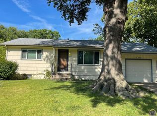 2609 SW Prairie Rd, Topeka, KS 66614