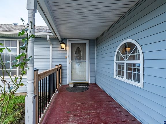 3rd image of 2148 Main St