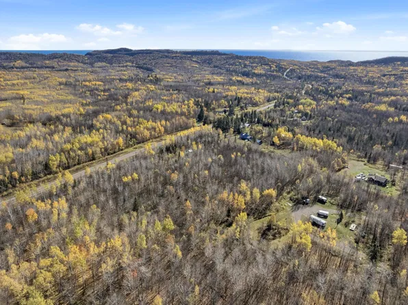 6269 Highway 1, Silver Bay, MN 55614